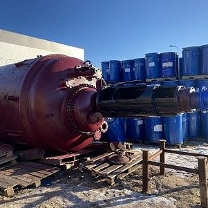 Реактор эмалированный с якорной мешалкой V=0,4 м3 0,63 м3